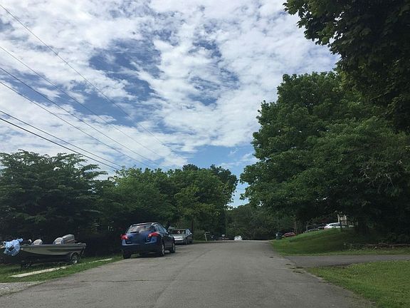5th image of 4850 Treemont Cir NE