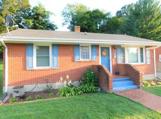 4920 Desi Rd NW, Roanoke, VA 24017