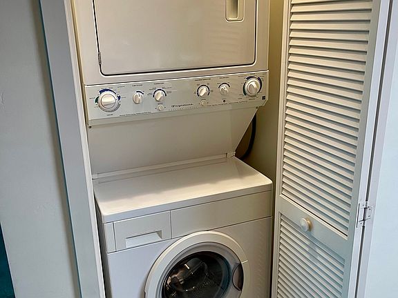5th image of 1080 Park Blvd Unit 603
