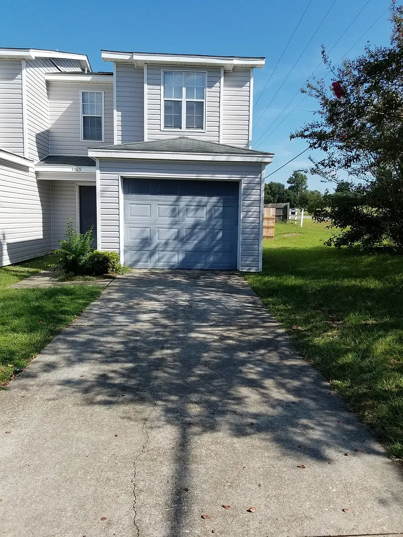 Achey Drive Townhomes, Enterprise, AL — Photo 1