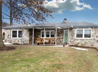 451 Pinkerton Rd, Columbia, PA 17512