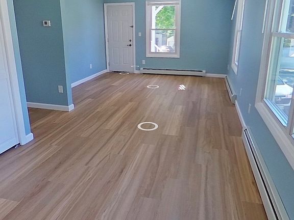 3rd image of 78 Old Greene Rd #1