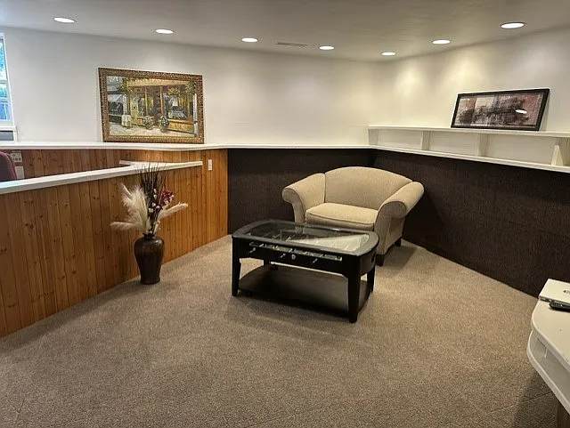 801 Corens Dr — Photo 40