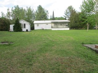 5431 Webster Dr, Cheboygan, MI 49721