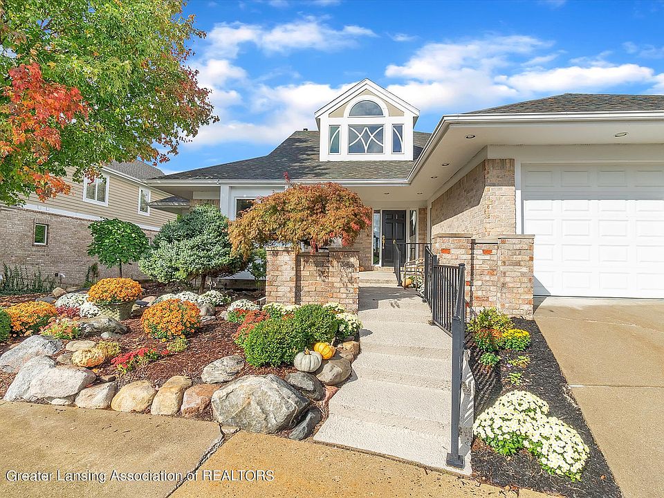 1st image of 6235 W Golfridge Dr