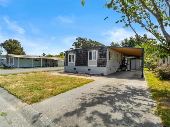 4345 Percheron Ln, Arcata, CA 95521