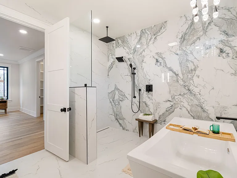 1240 Kenmore Pl — Photo 48