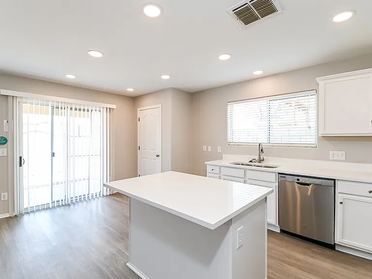 3787 E Bright View St — Photo 7
