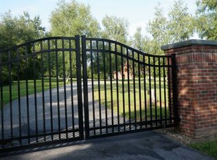 51 Townsend Farm Rd, Lagrangeville, NY 12540