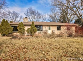 19318 Bunker Hill Rd, Woodstock, IL 60098