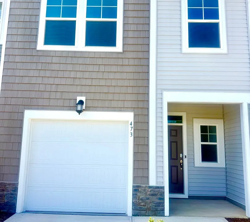 473 Venetian Dr