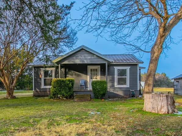 4606 Oak Grove Rd, Ennis, TX 75119