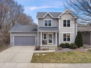 501 Lisa Ann Dr, Madison, WI 53718