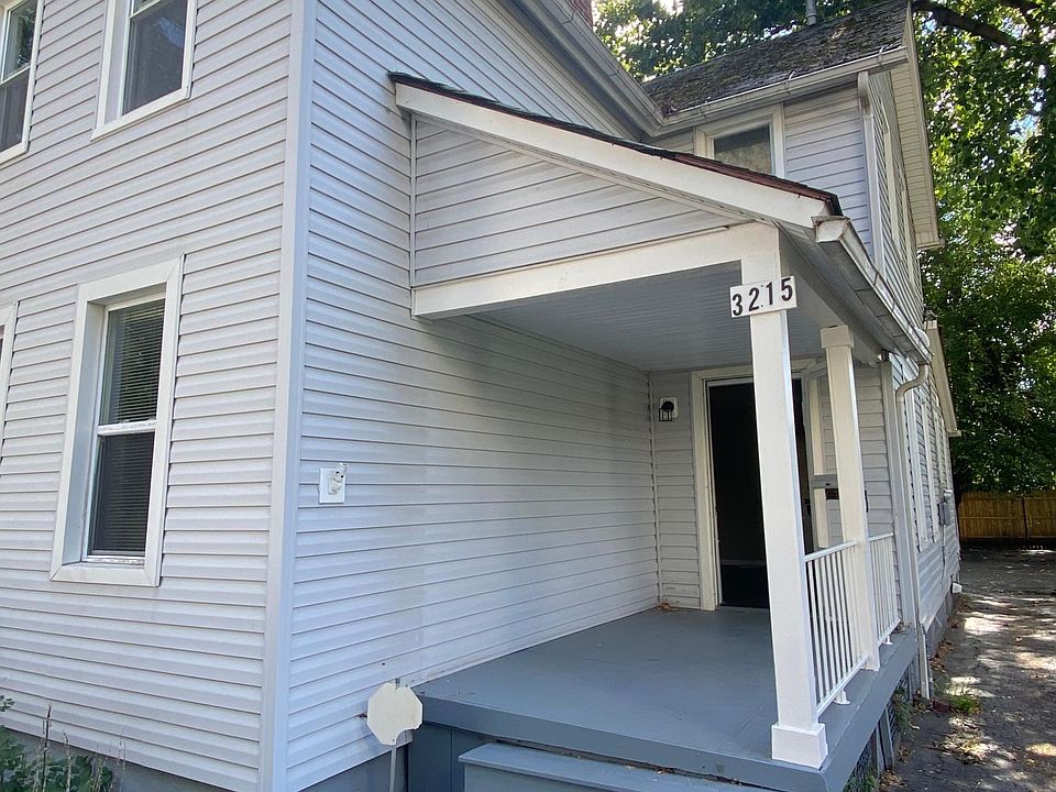1st image of 3215 Walton Ave