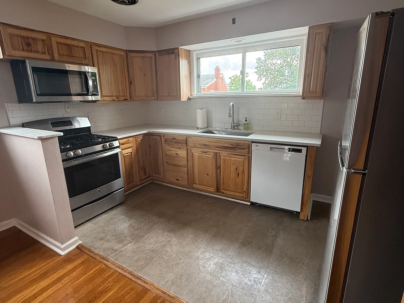 3 bed, $1,675 — Photo 4