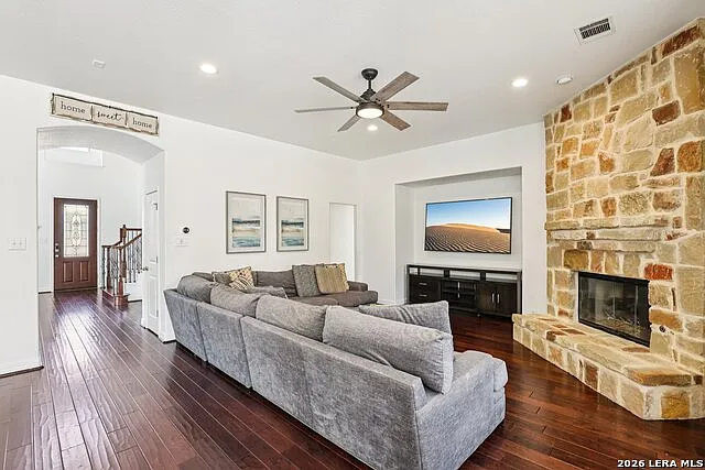 21706 Miranda Hl — Photo 4