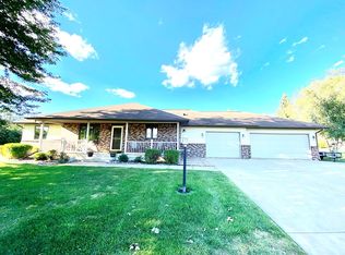 W5246 Harter Dr, Onalaska, WI 54650