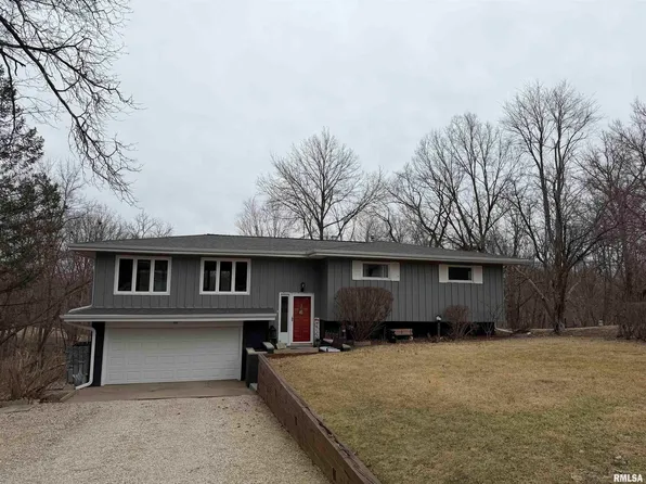 1886 Sunrise Dr, Galesburg, IL 61401
