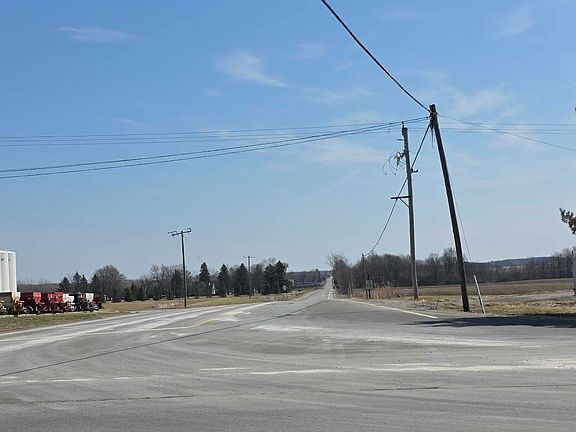 4th image of 2255 N Van Dyke Rd