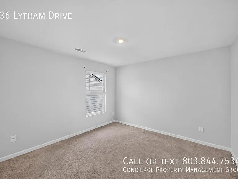 536 Lytham Dr — Photo 32