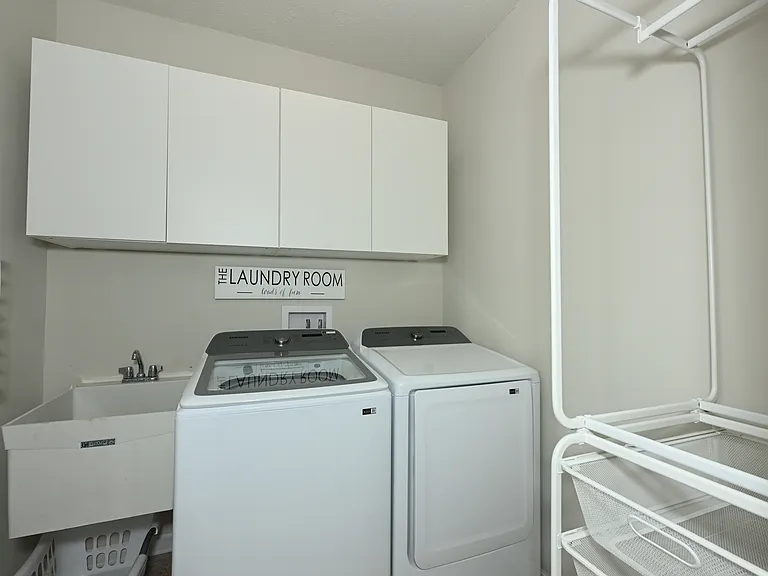 4816 Lake View Dr — Photo 27