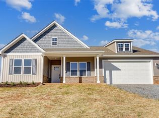 711 Kiser Rd, Bessemer City, NC 28016