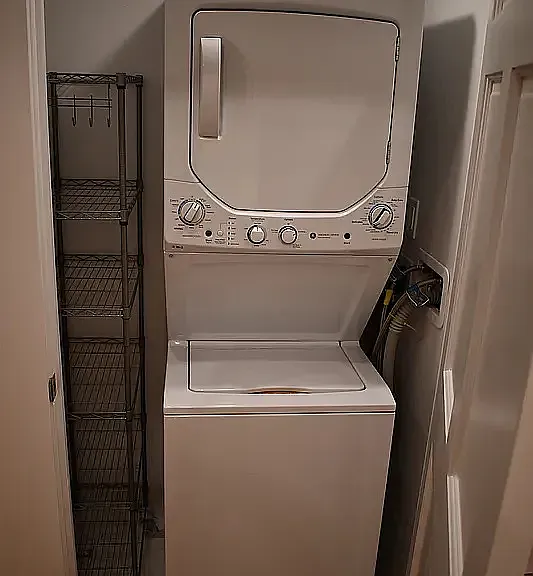 101 Dupont St #2 — Photo 12