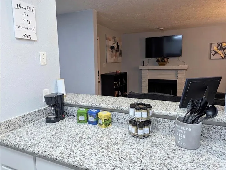 1901 Holleman Dr W #411 — Photo 11