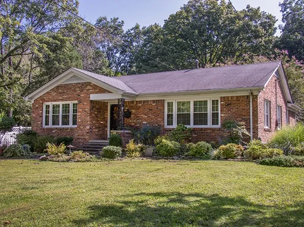 303 Linden St, Dresden, TN 38225