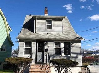 306 3rd St, Hackensack, NJ 07601
