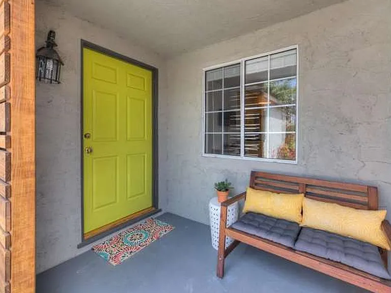 3606 Veteran Ave — Photo 2