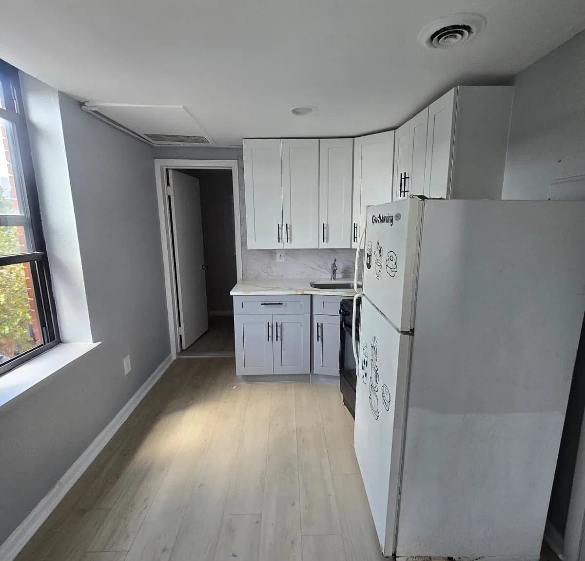 1 bed, $2,300 — Photo 3