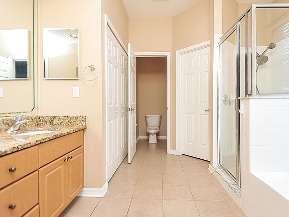 4th image of 13710 Artesa Bell Dr