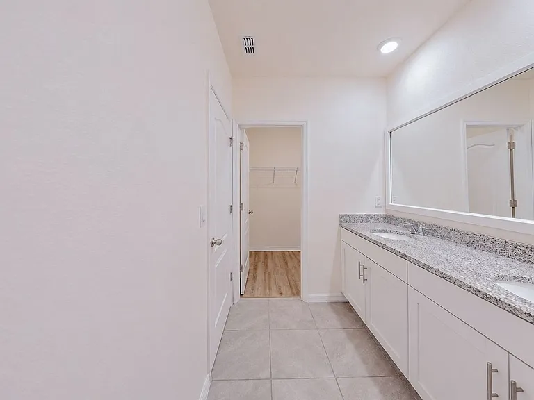 244 Reena Dr — Photo 33