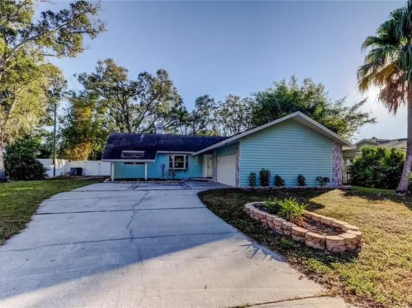 9466 127th Ave, Largo, FL 33773