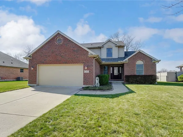 121 Megan Ln, Germantown, OH 45327