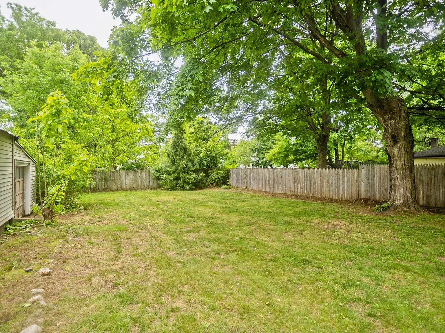 2 bed, 1.0 bath, 880 sqft, $3,500 — Photo 2