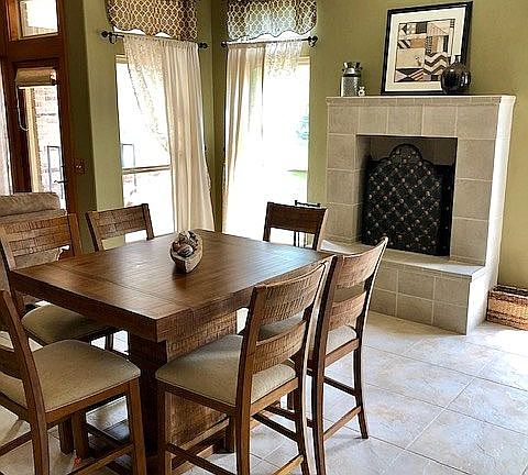 Second living w fireplace