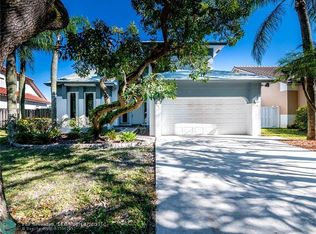 2633 Baccarat Dr, Cooper City, FL 33026