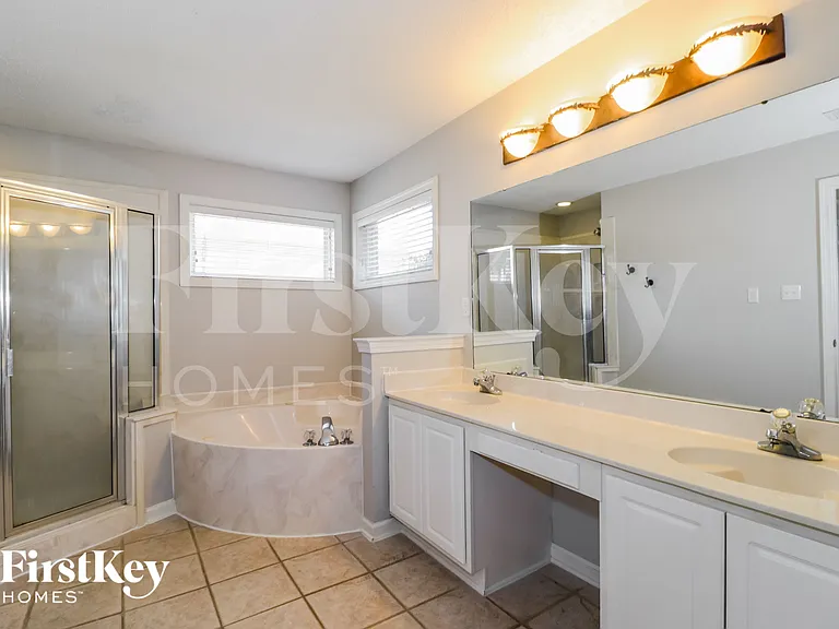 4471 Timmeron Cv — Photo 10