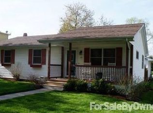 211 E Harpole St, Williamsville, IL