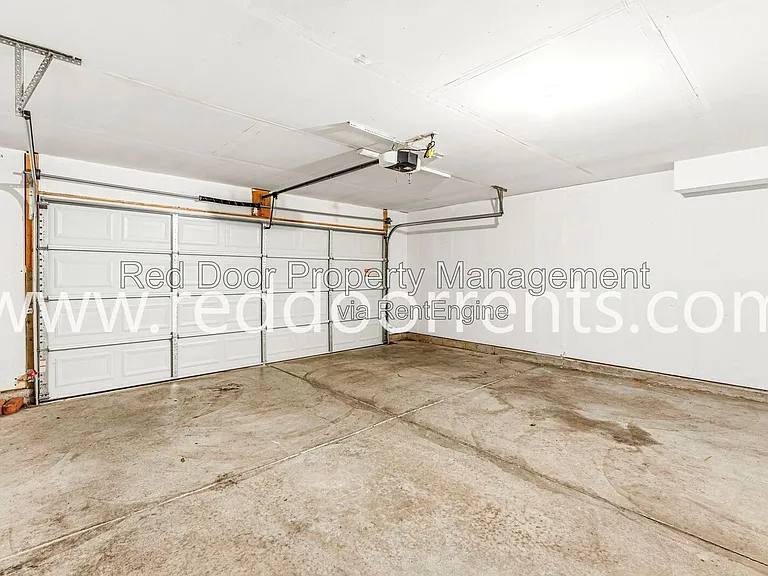 12419 Deerview Dr — Photo 36