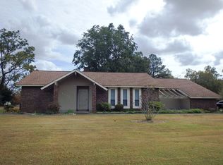 4632 Ridge Rd, Columbus, MS 39705