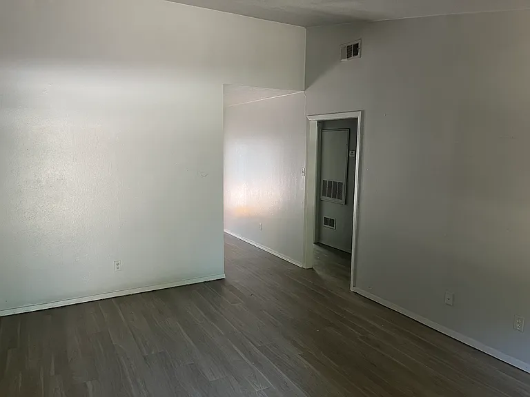 1412 Bermuda Ct — Photo 4