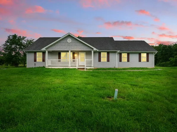 7811 Moody Rd, Centerburg, OH 43011