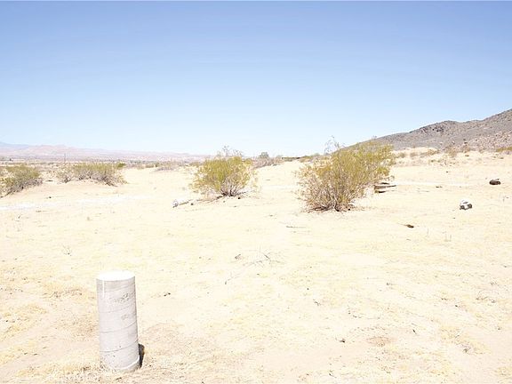 5th image of 66600 N Sunnyslope Dr Lot 31