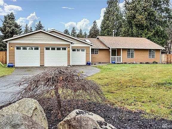 4th image of 4818 28th Ave SE