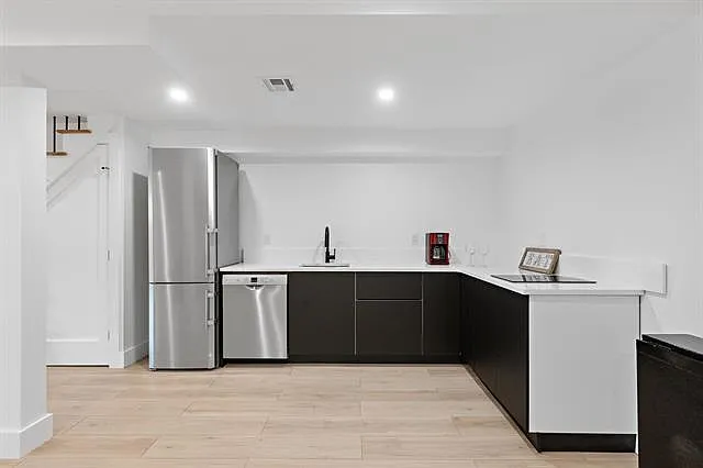 2602 Palisade Ave #1 — Photo 29