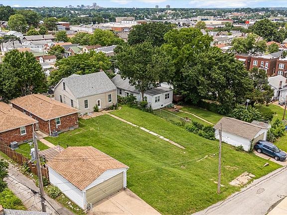 4th image of 2622 Pearl Ave