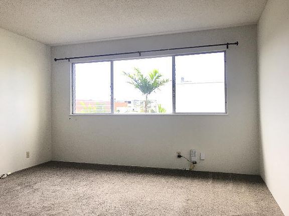 5th image of 350 Aoloa St #A